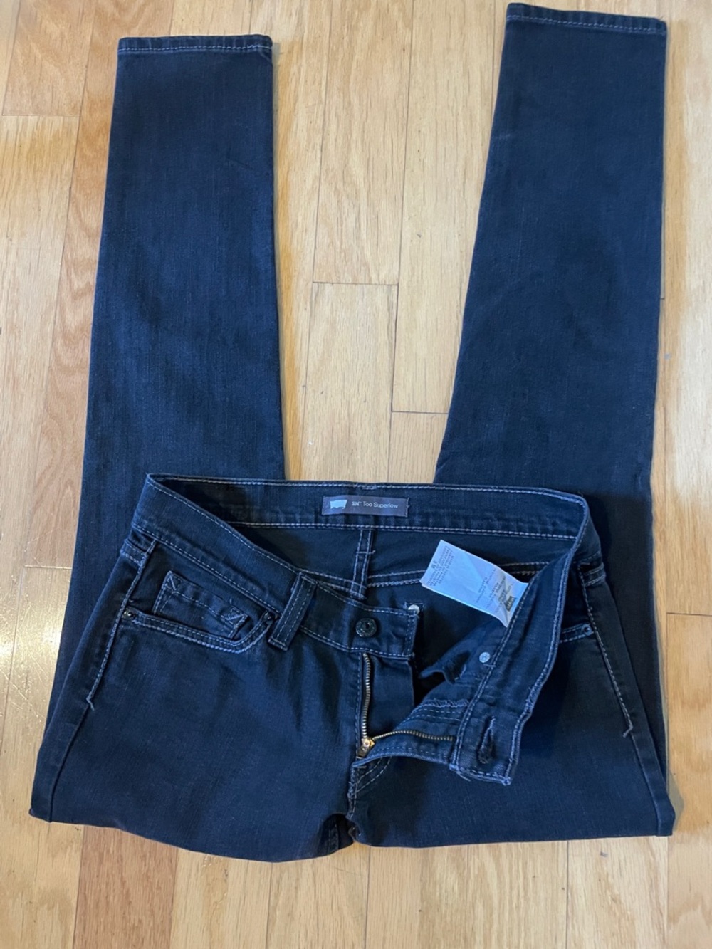 Levi's Black Women's Skinny Jeans 524 too super low size 5